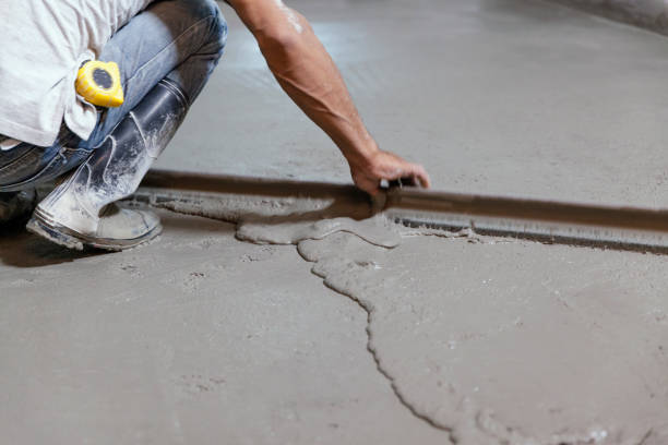 Best Concrete Pool Decks in Alva, FL